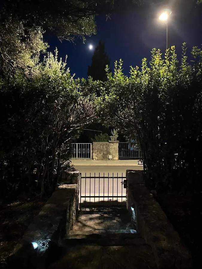 Villa Kuca Za Odmor Krk Krk Town Сasa de vacaciones